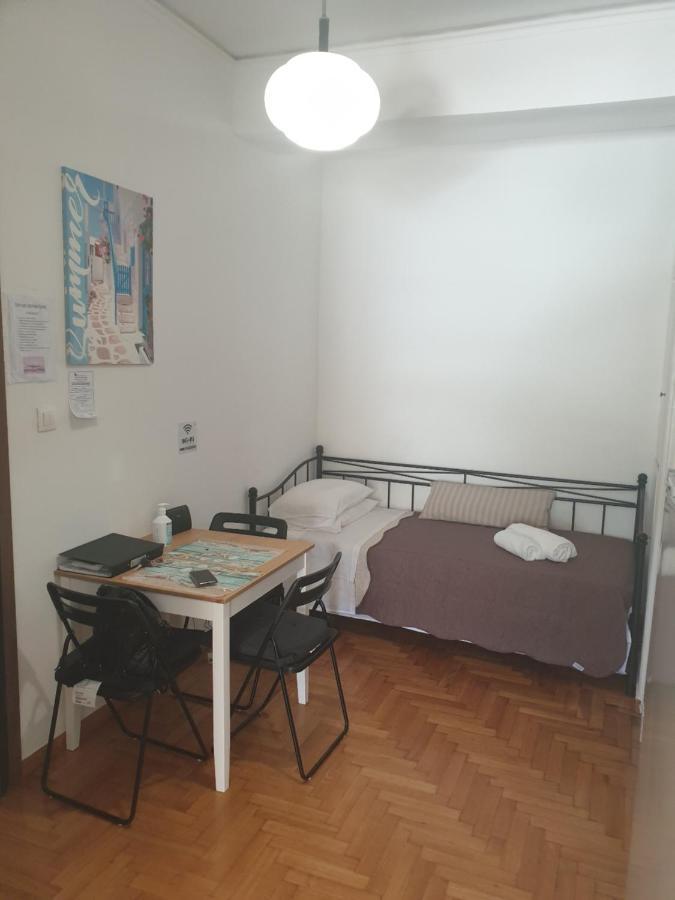 Alimos Studio Beach Apartment Athena Bagian luar foto